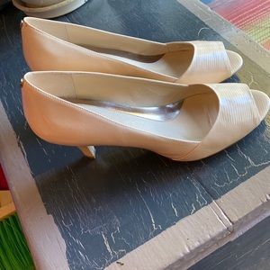 Parisa patent lizard heels